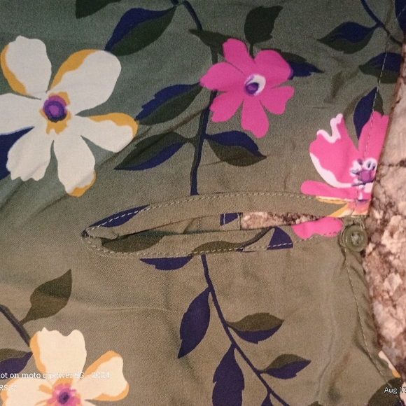 Old Navy Kids Dress - Green with Pink and White Floral - Picture 4 of 5